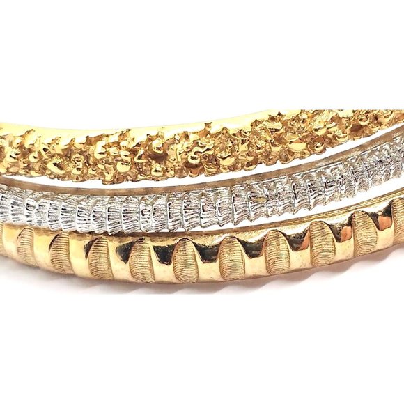 Lovely Vintage Crown Trifari Gold & Silver Tone Textured Bangle Bracelets - Picture 2 of 3